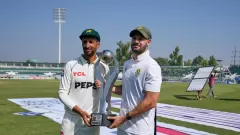South Africa Thrashes Pakistan by Picture