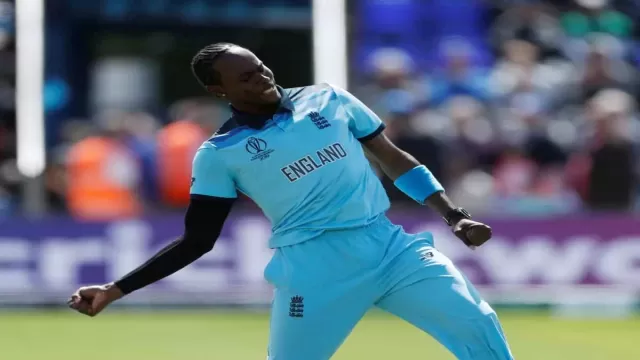 Top 10 current fastest bowlers in world