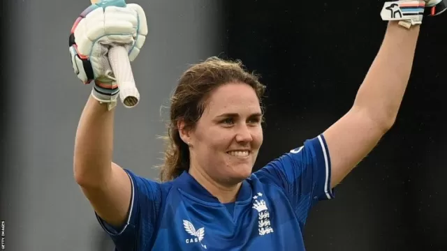 top 10 hottest england women cricketers in 2025 list 8