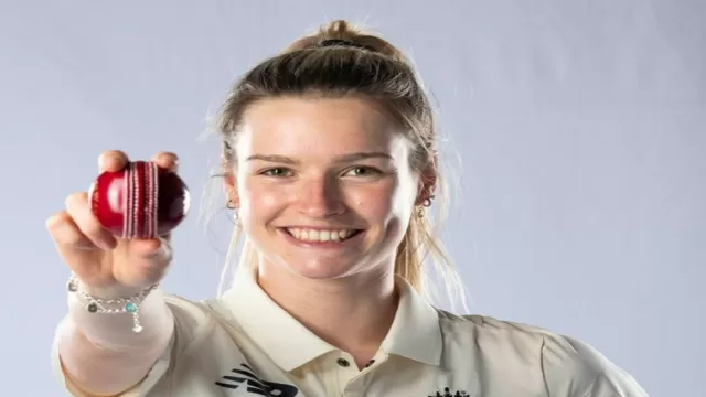 top 10 hottest england women cricketers in 2025 list 9