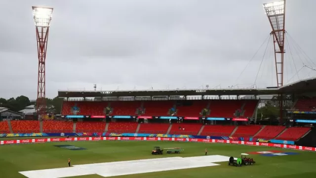 What will happen if both the semi-finals