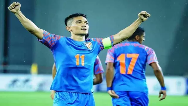 Who are Sunil Chhetris fav strike partners