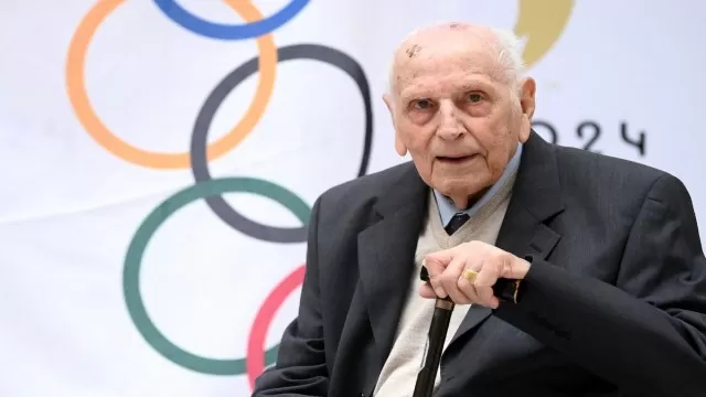 worlds-oldest-olympian-charles-coste-passes-away-at-101 World’s Oldest Olympian Charles Coste Passes Away at 101