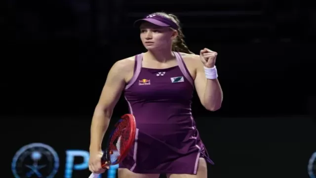 wta finals 2025 sabalenka vs rybakina who wins the crown 1