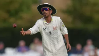 Yuzi Chahal will play county with this team?