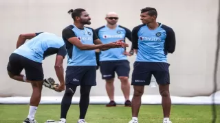 Aus vs Ind: नवदीप सैनी सिडनी टेस्ट में करेंगे डेब्यू, गंभीर ने पहचानी थी प्रतिभा