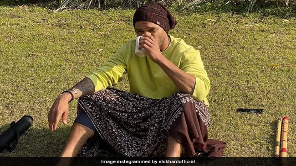 दिल्ली की सर्दी में धवन का छलका प्रेम, तस्वीर शेयर कर बताई वजह in Hindi News दिल्ली की सर्दी में धवन का छलका प्रेम, तस्वीर शेयर कर बताई वजह in Hindi