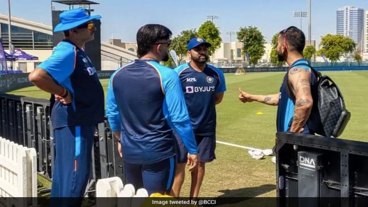 T20 वर्ल्ड कप के वार्मअप मैचों में भारत की बड़ी जीत के पीछे धोनी की रणनीति, जानिए ऐसा क्यों ? in Hindi News T20 वर्ल्ड कप के वार्मअप मैचों में भारत की बड़ी जीत के पीछे धोनी की रणनीति, जानिए ऐसा क्यों ? in Hindi