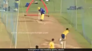 IPl 2021: CSK के अभ्यास सत्र में अफगान पेसर ने गेंदबाजी से बल्लेबाजों को नचाया, दिखाए दिन में तारे...देखें Video