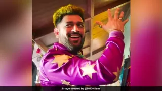 IPL 2021: धोनी का टपोरी अंदाज देखकर फैन्स रह गए दंग, बोले- रणवीर सिंह से दूर रहें प्लीज...