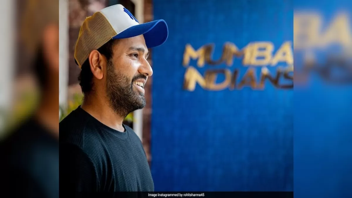 IPL 2021: Rohit Sharma Joins Mumbai Indians Squad Ahead Of New Season. Watch in Hindi News IPL 2021: Rohit Sharma Joins Mumbai Indians Squad Ahead Of New Season. Watch in Hindi