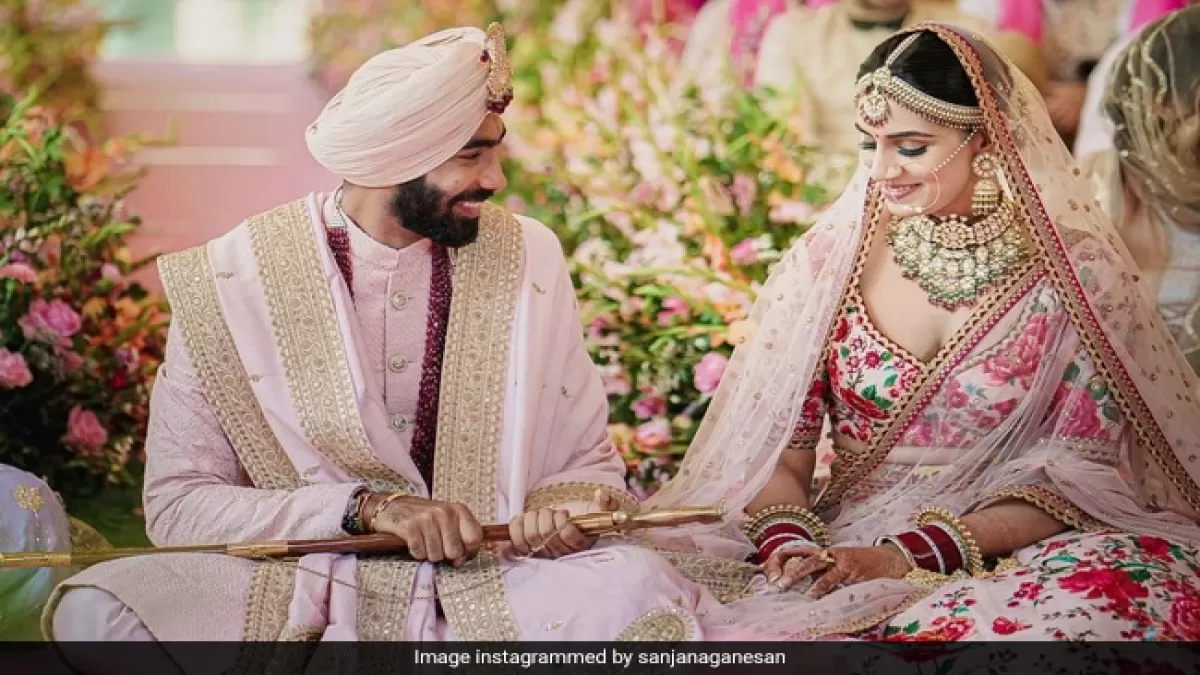 जसप्रीत बुमराह ने स्पोर्ट्स प्रेजेंटर संजना गनेशन के साथ रचाई शादी, देखें Photo in Hindi