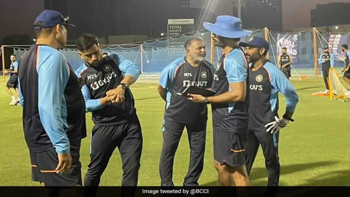 टीम इंडिया में महेंद्र सिंह धोनी की धाकड़ एंट्री, लोगों ने कहा- अब कप हमारा ही है! in Hindi News टीम इंडिया में महेंद्र सिंह धोनी की धाकड़ एंट्री, लोगों ने कहा- अब कप हमारा ही है! in Hindi