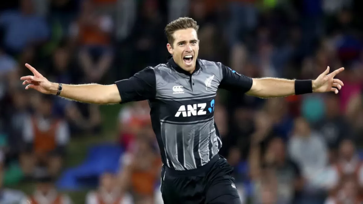 New Zealand Pacer Tim Southee Becomes Second-Highest Wicket-Taker In Mens T20Is in Hindi