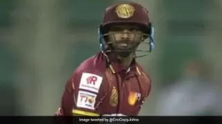 T10 League में निकोलस पूरन ने किया चमत्कार, 26 गेंद पर ठोके 89 रन, लगाए ताबड़तोड़ 12 छक्के..देखें Video