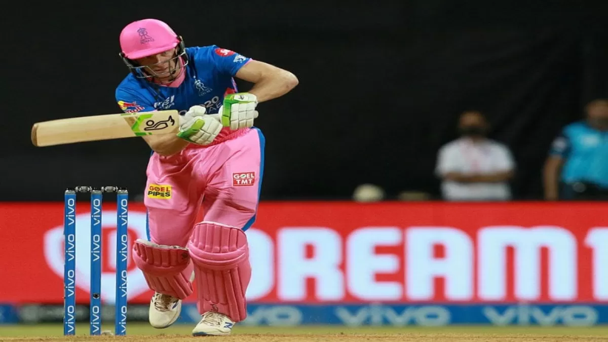 RCB vs RR: कुछ ऐसे सिराज ने कर दी बटलर की बत्ती गुल, देखते रह गए राजस्थानी ओपनर, VIDEO in Hindi