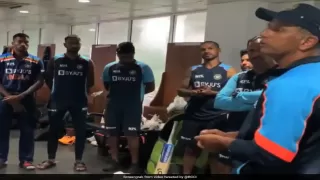SL vs IND: भारतीय टीम की जीत पर राहुल द्रविड़ ने ड्रेसिंग रूम में दी स्पीच, कोच से तारीफ सुन झूम उठे खिलाड़ी- Video