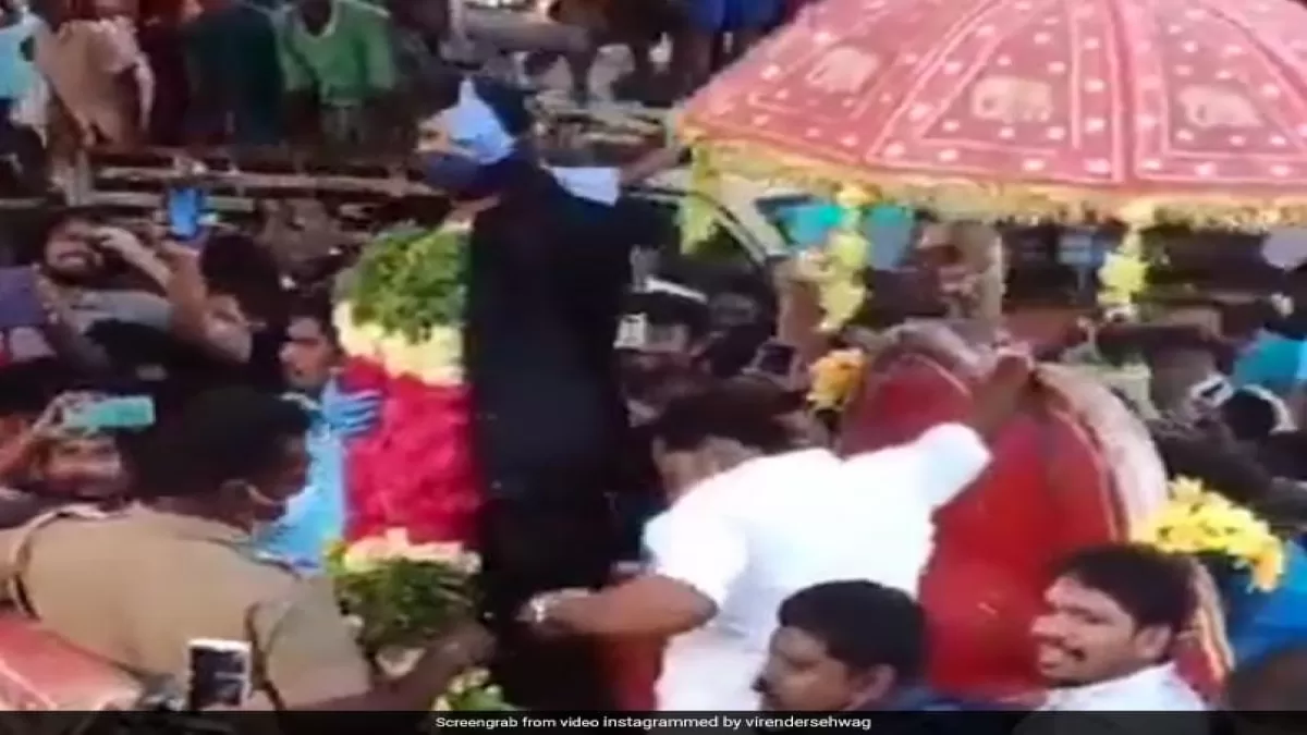 टी. नटराजन के गांव ने फीका किया सभी सितारों का स्वागत, सहवाग बोले कि... VIDEO in Hindi