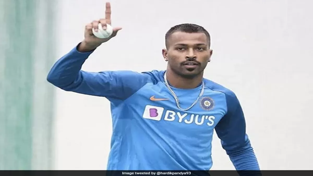 T20 WC: टीम इंडिया की विदाई के बाद भावुक हुए हार्दिक पांड्या, फैंस से किया ये वादा in Hindi News T20 WC: टीम इंडिया की विदाई के बाद भावुक हुए हार्दिक पांड्या, फैंस से किया ये वादा in Hindi