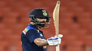 T20I में 3 हजार रन बनाने वाले टॉप 3 बल्लेबाज, कोहली के अलावा इन दो क्रिकेटर्स ने बनाया है यह रिकॉर्ड