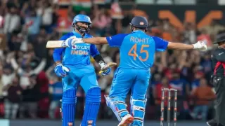 रोहित शर्मा की कप्तानी पर दिनेश कार्तिक ने उठाया सबाल, रोहित से नहीं हो रही भारत की कप्तानी
