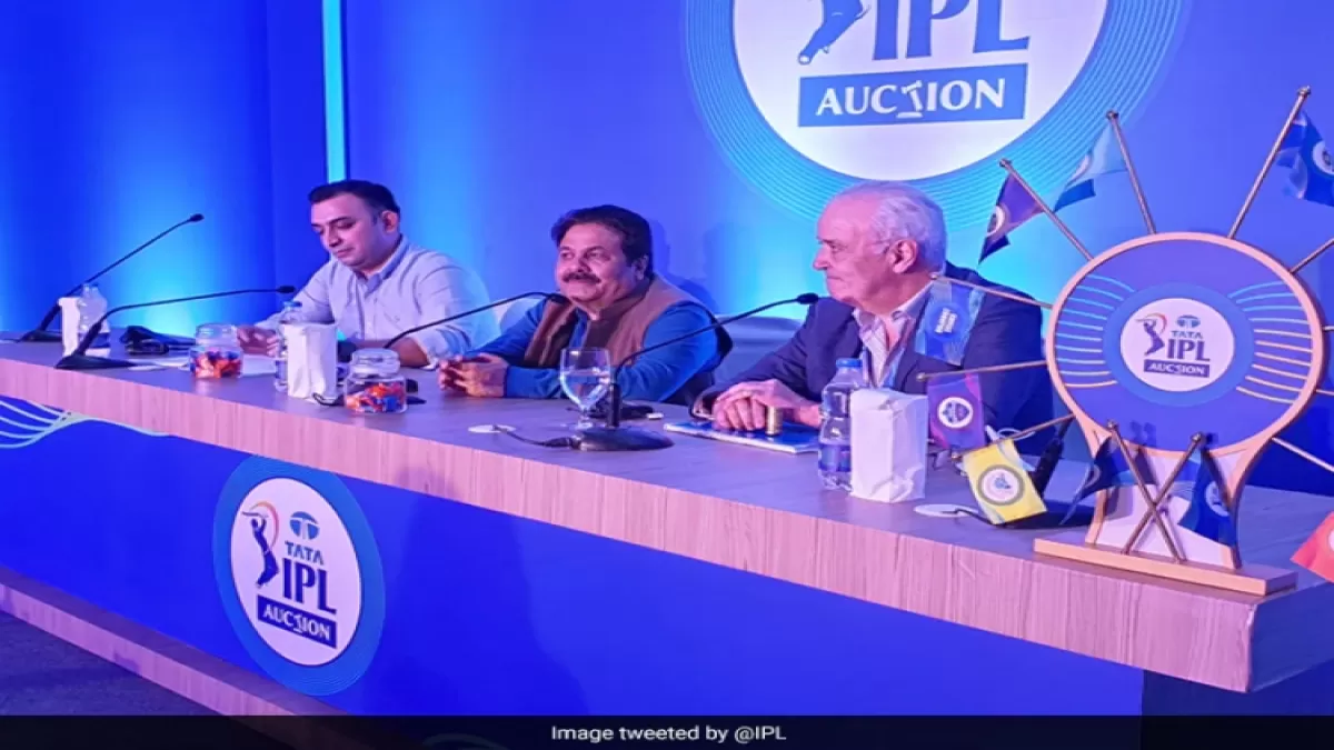 फैंस के लिए खुशखबरी, स्टेडियम में जाकर देख सकेंगे आईपीएल के मैच in Hindi