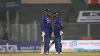 IND vs WI, T20: डेथ-ओवर्स में सूर्यकुमार यादव और वेंकटेश अय्यर का कहर