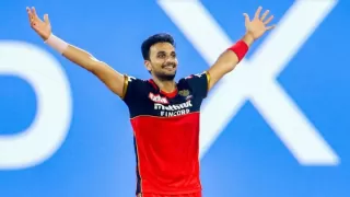 IPL 2022: परिवार के एक सदस्य की मौत के बाद हर्षल पटेल ने छोड़ा IPL
