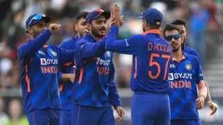 IRE vs IND : अगर खेलने के लायक नहीं था तो टीम में ही क्यों लिया, किया सवाल