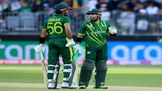 NZ vs PAK, Pakistan beat New Zealand by 7 wickets, reach final