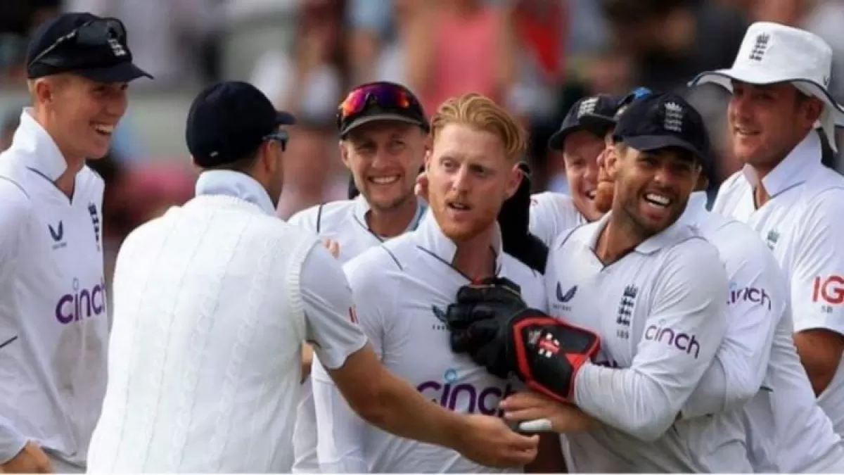 PAK vs ENG: पाकिस्तान में इंग्लैंड की पूरी टीम पर हुआ वायरस का हमला in Hindi