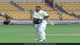 रणजी फाइनल में शतक लगाते ही इमोशनल हुए Sarfaraz Khan- Video
