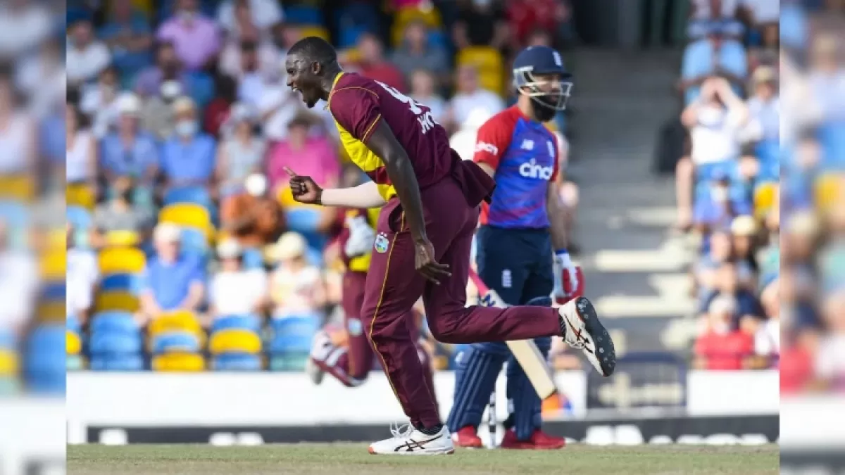 WI vs Eng: लगातार 4 विकेट लेकर इस गेंदबाज ने रचा इतिहास, जिताया सीरीज in Hindi News WI vs Eng: लगातार 4 विकेट लेकर इस गेंदबाज ने रचा इतिहास, जिताया सीरीज in Hindi