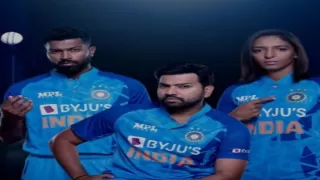 Yuvraj Singh ने 15 साल पहले लगाय थे एक ओवर में 6 छक्के, देखे वीडियो