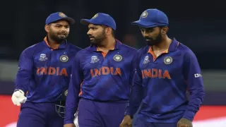 युवराज सिंह ने कहा रोहित व राहुल नहीं इस खिलाड़ी को बनाओ टेस्ट कप्तान