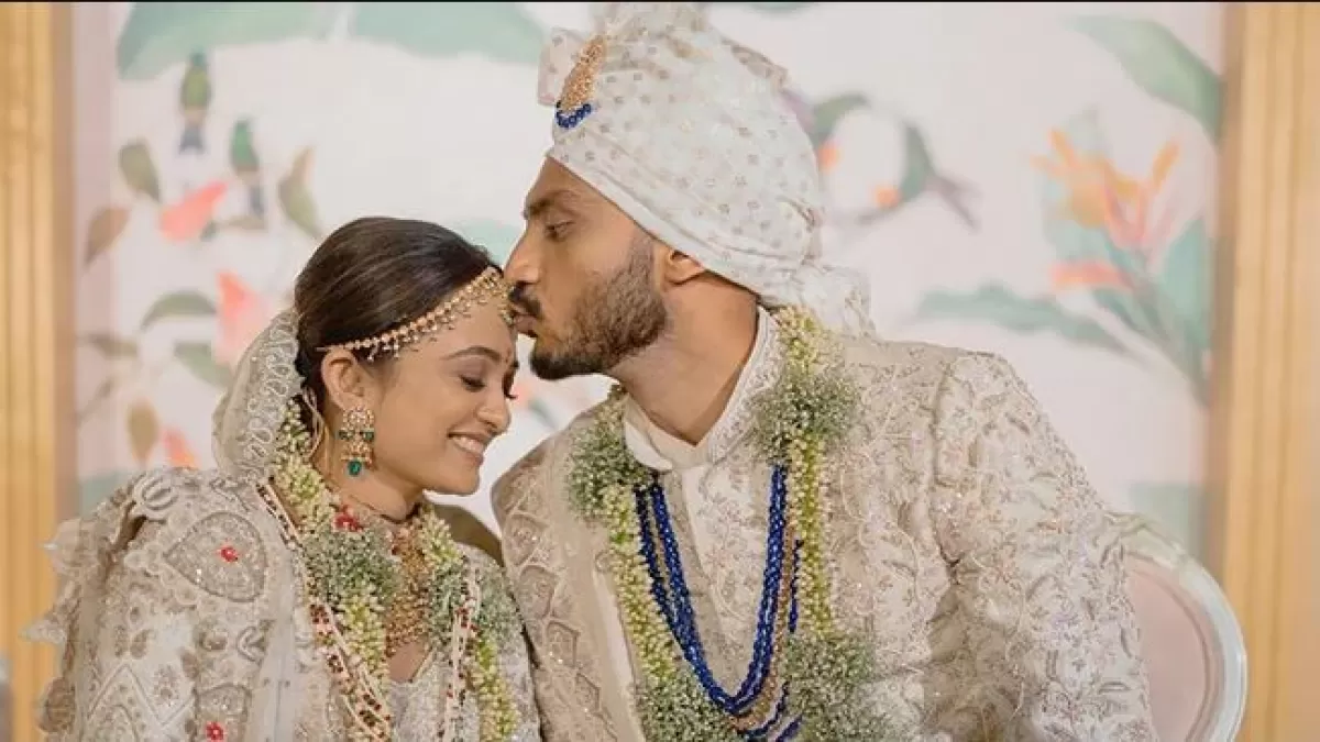 Axar Patel Marriage, Meha Patel and Akshar Patel dance video Viral in Hindi News Axar Patel Marriage, Meha Patel and Akshar Patel dance video Viral in Hindi