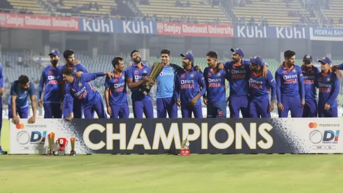 India became the first team in ODI history to win by more than 300 runs in Hindi