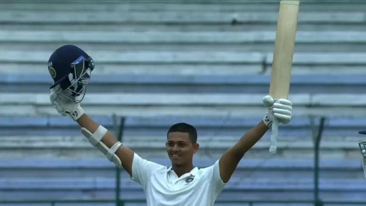 Irani Cup 2023, 12 years old record destroyed by Yashasvi Jaiswal in Hindi