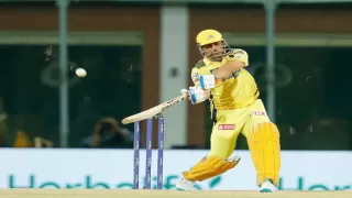 MS Dhoni ने दी CSK की कप्तानी छोड़ने की धमकी, गेंदबाजों पर किया गुस्सा