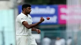 Ravichandran Ashwin becomes Test number-1 bowler