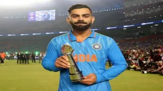 ICC Mens Cricket World Cup में विराट कोहली ने प्लेयर ऑफ द टूर्नामेंट का पुरस्कार जीता