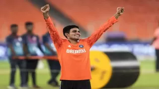गिल और दीप्ति इंटरनेशनल क्रिकेटर ऑफ द ईयर