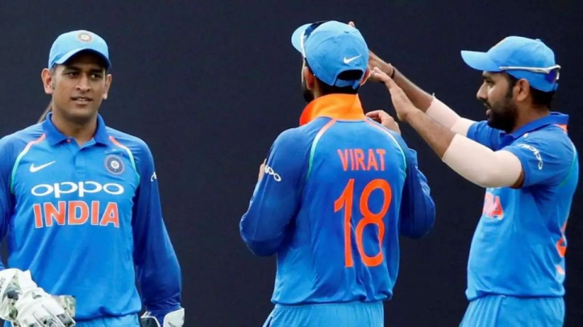Is Rohit Sharma captaincy better than Dhoni and Kohli? in Hindi