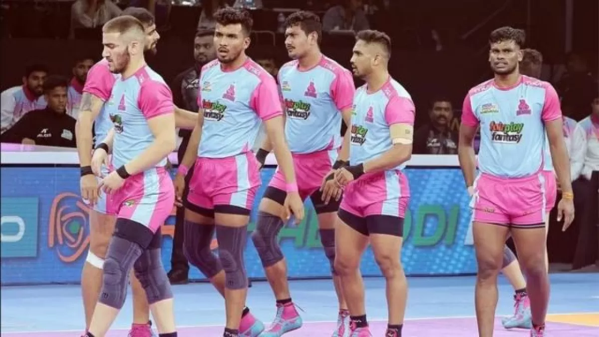 JAI vs MUM kabaddi Match: 3 खिलाड़ियों को आप कप्तान या उप-कप्तान बना सकते हैं in Hindi
