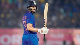 ऋतुराज गायकवाड़ के टीम से बाहर होने के बाद भड़का MS Dhoni का पुराना दोस्त