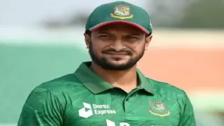 शाकिब अल हसन ने फैन को मारा थप्पड़, विवादों में घिरा ऑलराउंडर