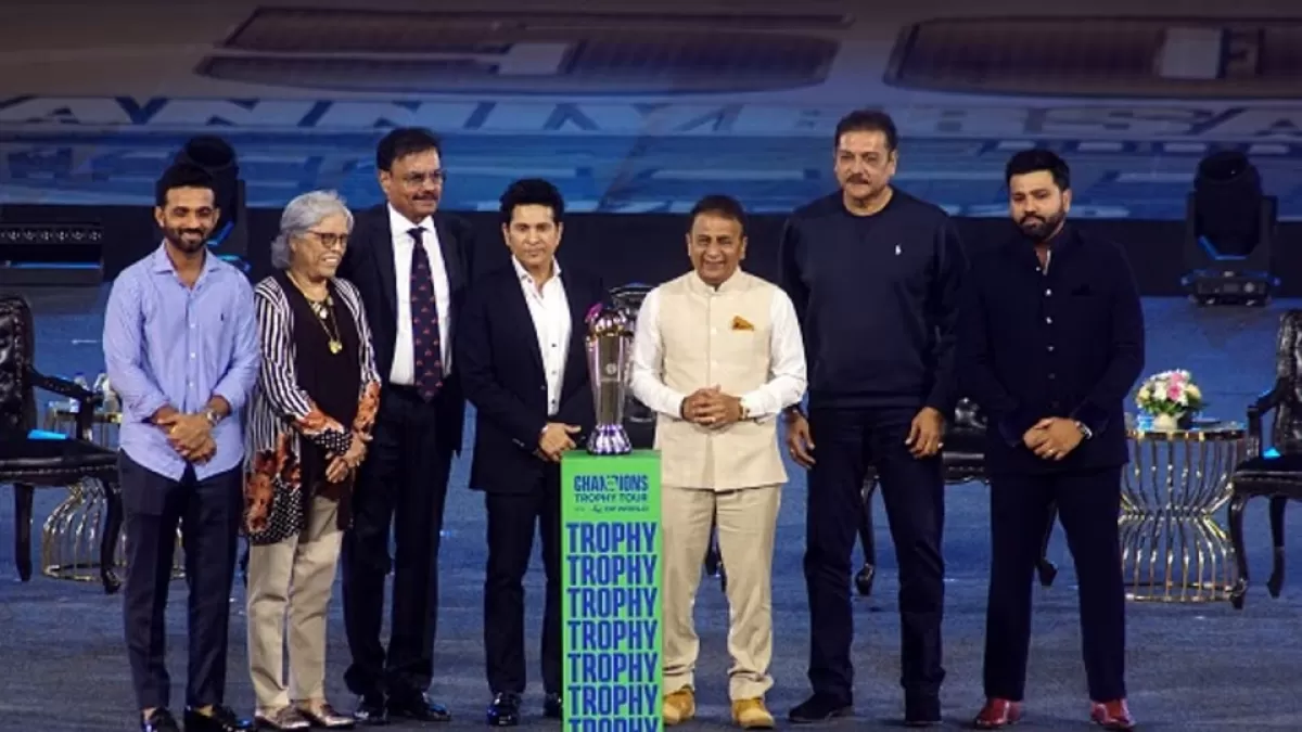 Champions Trophy 2025 : Trophy को देख Rohit Sharma ने किया कुछ ऐसा रिएक्ट in Hindi