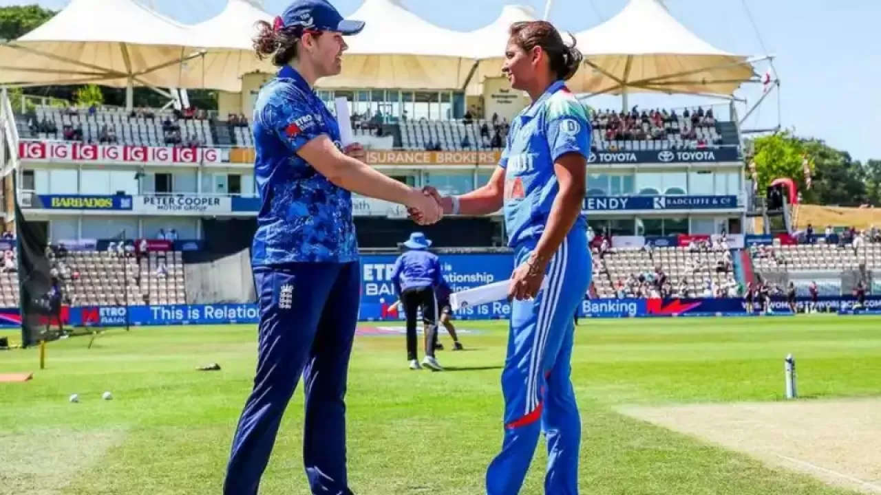 इंग्लैंड महिला बनाम भारत महिला पिच रिपोर्ट: 3rd ODI में रिवरसाइड ग्राउंड की पिच रिपोर्ट कैसी होगी? in Hindi News इंग्लैंड महिला बनाम भारत महिला पिच रिपोर्ट: 3rd ODI में रिवरसाइड ग्राउंड की पिच रिपोर्ट कैसी होगी? in Hindi