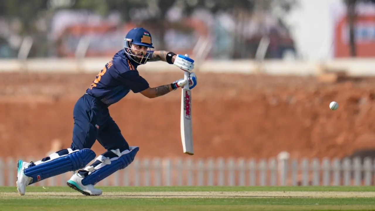 Even without Virat Kohli, Delhi chased down a target of 321 runs and won the match in Hindi