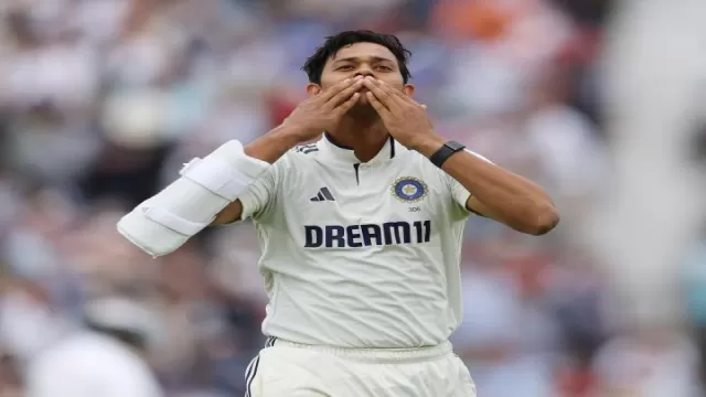 IND vs ENG: Who gave a